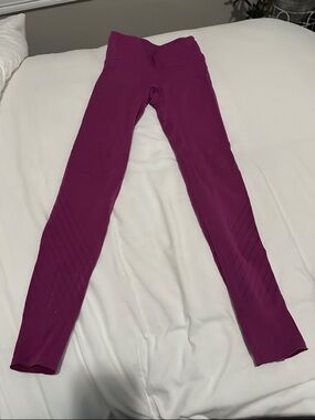lululemon athletica Magenta Sculpting High-Rise Leggings